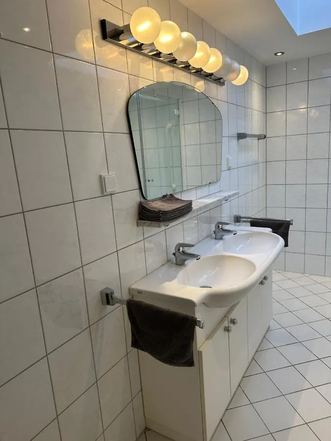 Apartment Grosszuegige Wohnungen Am Stadtrand Wurzburg