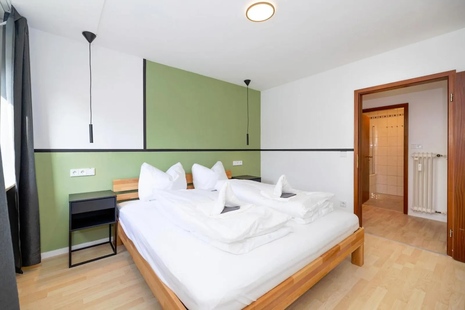 Grosszuegige Wohnungen Am Stadtrand Wurzburg Apartment